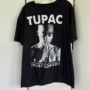 Tupac Men’s T-Shirt size XL